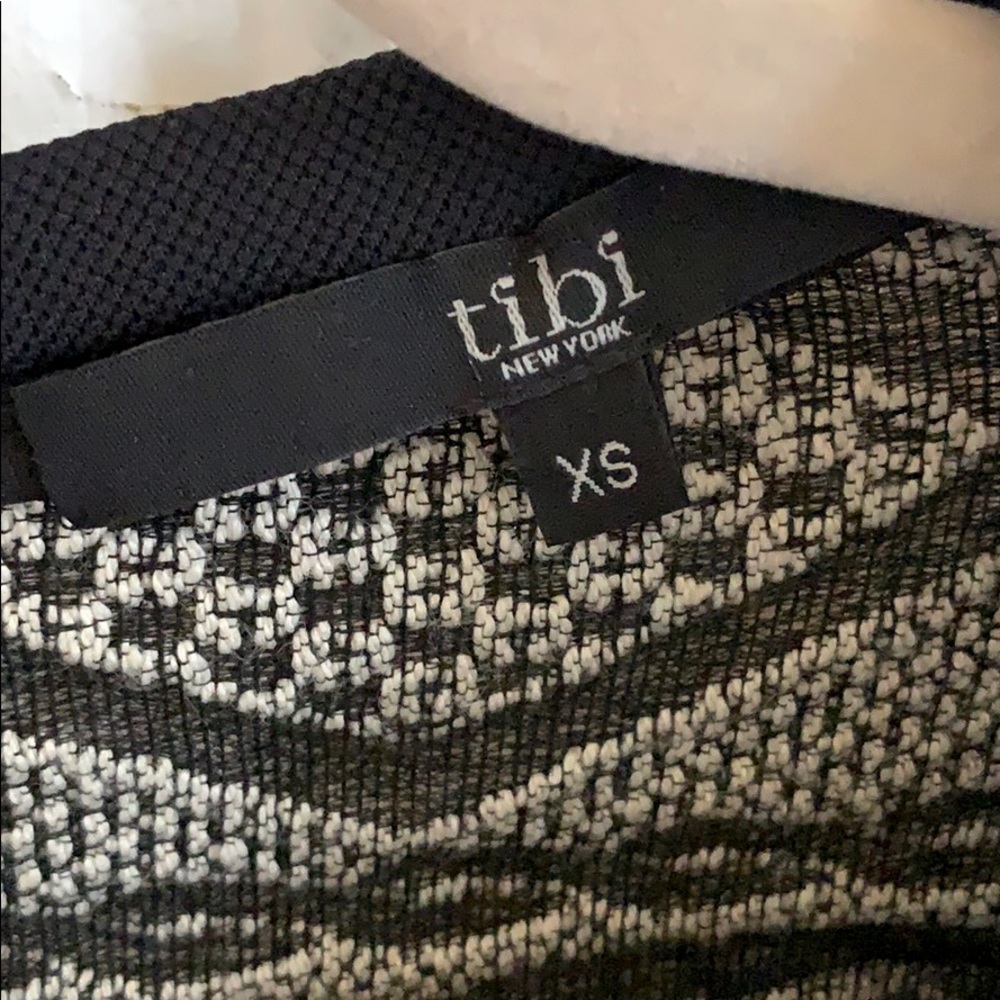 Tibi Sweater - Picture 2 of 3